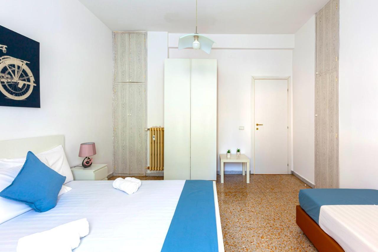 Hostly - Sant'Orsola Suite Apartment Рим Экстерьер фото